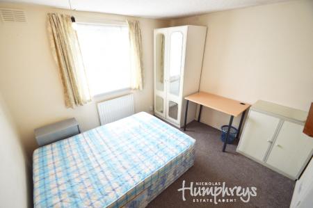 5 bedroom Terraced House to let in Aldykes, Hatfield, AL10