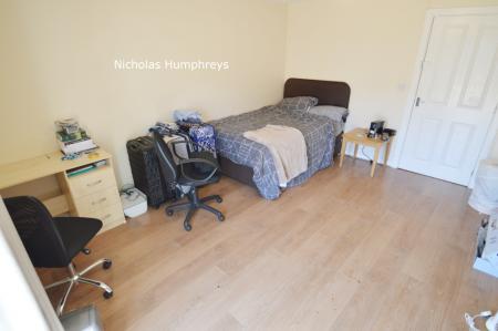5 bedroom House share to let in Aviation Avenue, Hatfield, AL10