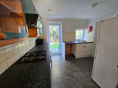 5 bedroom Terraced House to let in Bishops Rise, Hatfield, AL10
