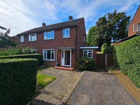 Bradshaws, Hatfield, AL10