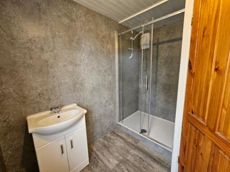 5 bedroom House share to let in Cherry Way, Hatfield, AL10