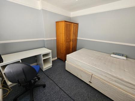 5 bedroom House share to let in Cherry Way, Hatfield, AL10