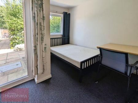 5 bedroom House share to let in Cherry Way, Hatfield, AL10