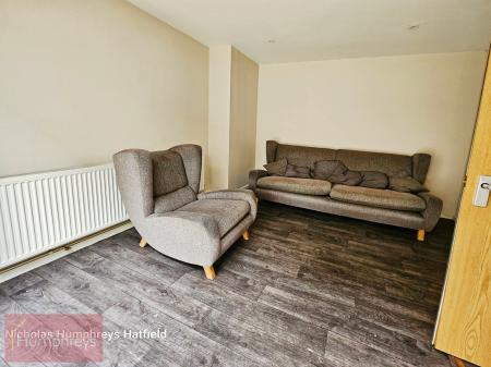 5 bedroom House share to let in Cherry Way, Hatfield, AL10