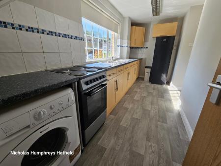 4 bedroom Terraced House to let in Cheviots, Hatfield, AL10