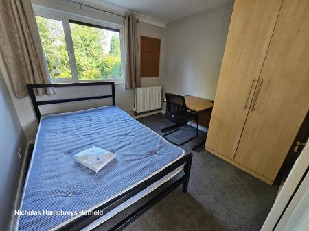 4 bedroom Terraced House to let in Cheviots, Hatfield, AL10