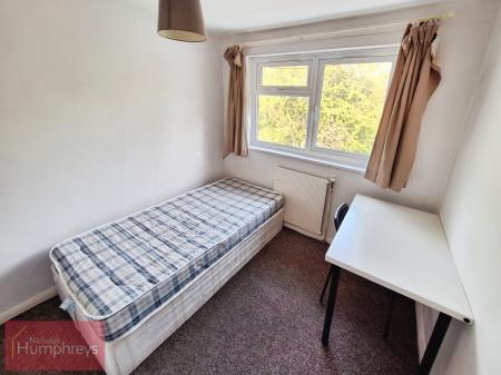 1 bedroom Terraced House to let in Chilterns, Hatfield, AL10