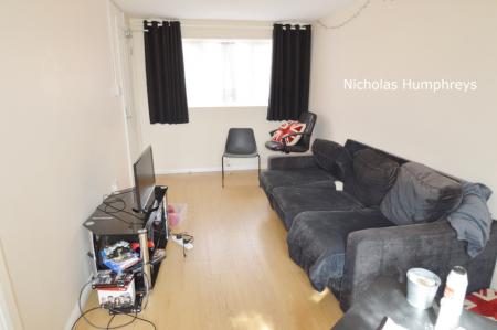 4 bedroom Terraced House to let in Cunningham Avenue, Hatfield, AL10