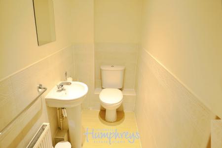 5 bedroom Terraced House to let in Cunningham Avenue, Hatfield, AL10