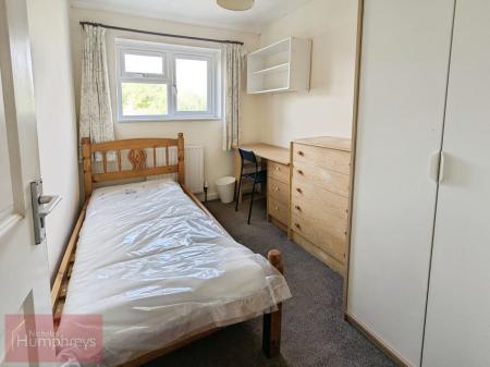 4 bedroom House share to let in Deerswood Avenue, Hatfield, AL10