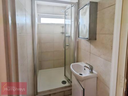 5 bedroom House share to let in Gorse Close, Hatfield, AL10