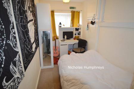 4 bedroom Terraced House to let in Heron Way, Hatfield, AL10