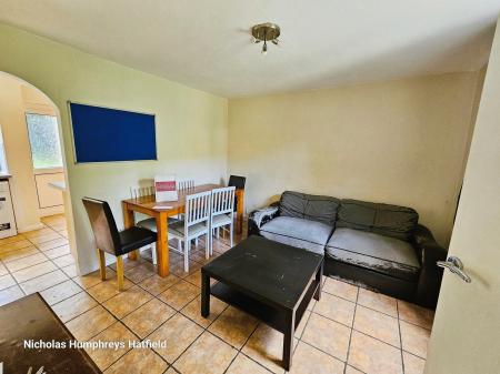 5 bedroom Terraced House to let in High Dells, Hatfield, AL10