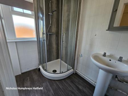 4 bedroom Terraced House to let in Indells, Hatfield, AL10