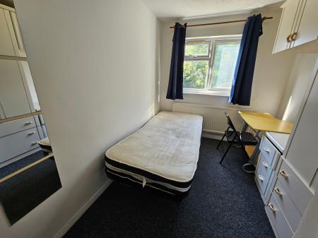 4 bedroom Terraced House to let in Indells, Hatfield, AL10