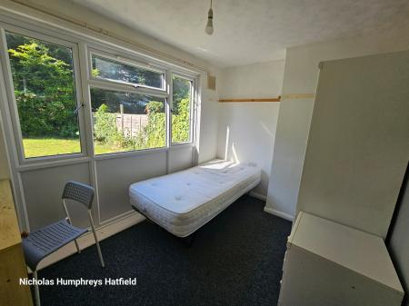 4 bedroom Terraced House to let in Indells, Hatfield, AL10