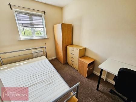 1 bedroom House share to let in Mosquito Way, Hatfield, AL10