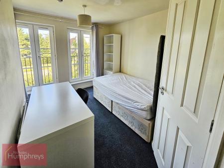 5 bedroom House share to let in Mosquito Way, Hatfield, AL10