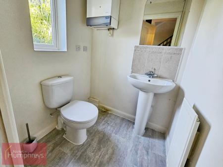 5 bedroom House share to let in Mosquito Way, Hatfield, AL10