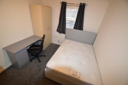 5 bedroom Terraced House to let in The Runway, Hatfield, AL10