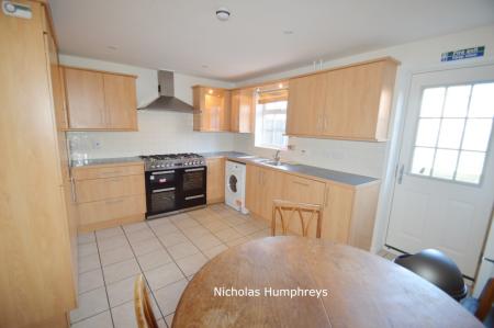 5 bedroom House share to let in The Runway, Hatfield, AL10