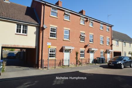 The Runway, Hatfield, AL10