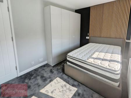 1 bedroom House share to let in Windmill Road, Hemel Hempsted, HP2