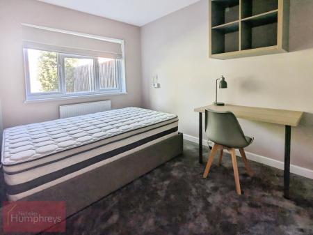 1 bedroom House share to let in Windmill Road, Hemel Hempsted, HP2