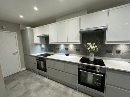 1 bedroom House share to let in Windmill Road, Hemel Hempsted, HP2