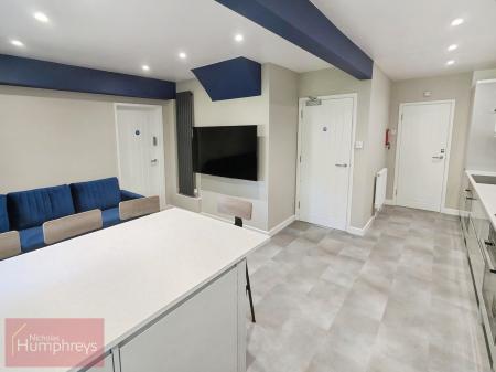 1 bedroom House share to let in Windmill Road, Hemel Hempsted, HP2