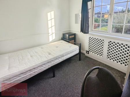 4 bedroom Terraced House to let in Aldykes, Hatfield, AL10