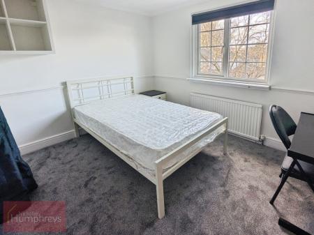 4 bedroom Terraced House to let in Aldykes, Hatfield, AL10