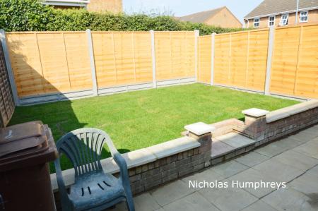 1 bedroom Terraced House to let in St Audreys Close, Hatfield, AL10