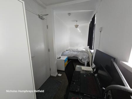 1 bedroom Terraced House to let in Stockbreach Close, Hatfield, AL10