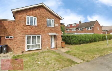 5 bedroom Flat to let in Meadow Croft, Hatfield, AL10