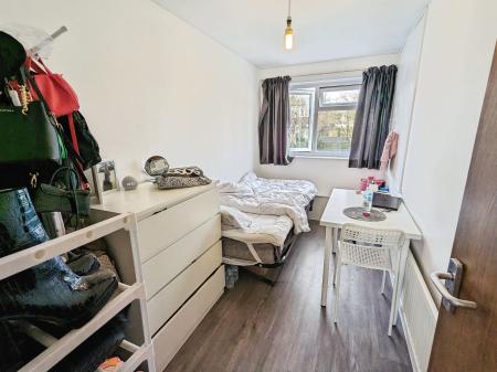 5 bedroom Terraced House to let in Martin Close, Hatfield, AL10