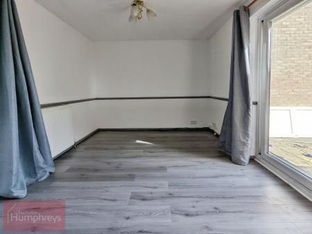 4 bedroom Semi-detached house to let in Strawmead, Hatfield, AL10