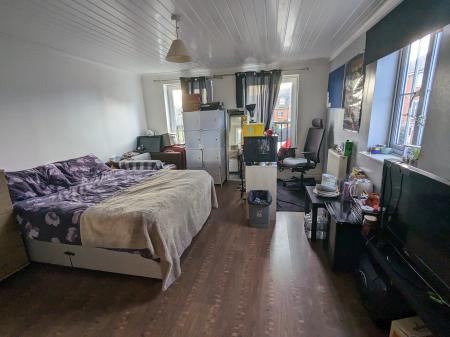 1 bedroom House share to let in Cunningham Avenue, Hatfield, AL10