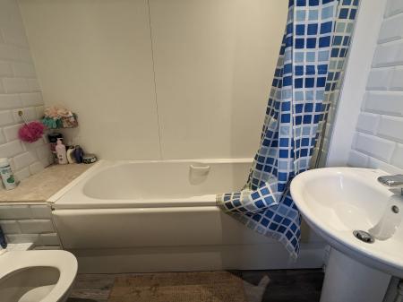1 bedroom House share to let in Cunningham Avenue, Hatfield, AL10