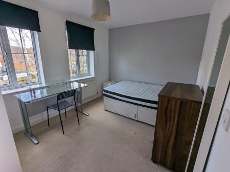 1 bedroom House share to let in Cunningham Avenue, Hatfield, AL10