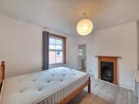 4 bedroom Property to let in Norfolk Street, Leicester