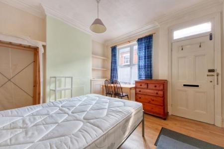 3 bedroom Property to let in Hartopp Road, Leicester