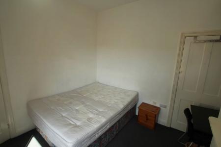 4 bedroom Property to let in Harrow Road, Leicester