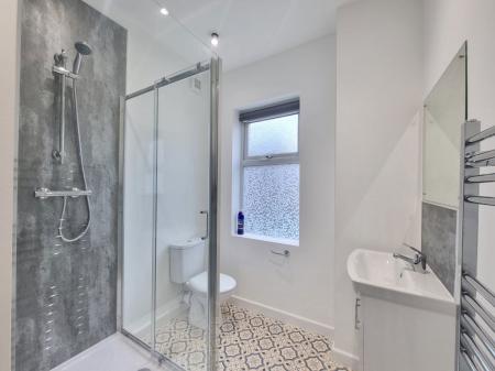 3 bedroom Property to let in Jarrom Street, Leicester