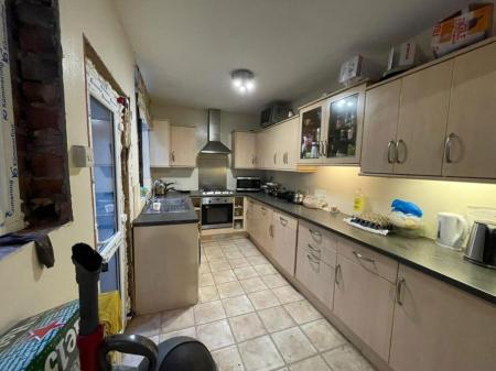 3 bedroom Property to let in Barclay Street, Leicester