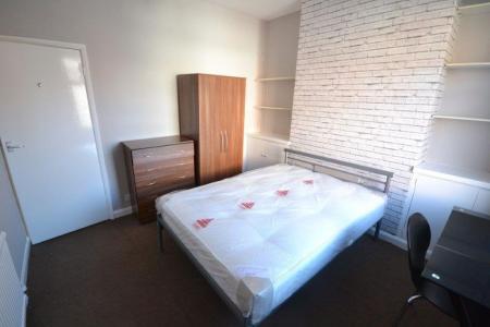 4 bedroom Property to let in Jarrom Street, Leicester