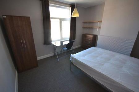 4 bedroom Property to let in Jarrom Street, Leicester