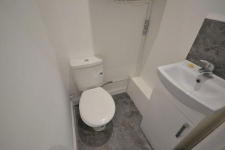 4 bedroom Property to let in Jarrom Street, Leicester