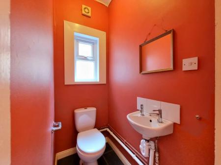 4 bedroom Property to let in Thurlow Road, Leicester
