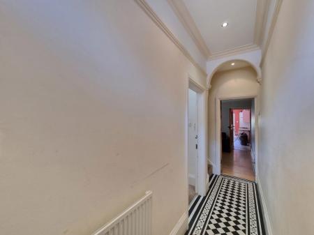4 bedroom Property to let in Thurlow Road, Leicester